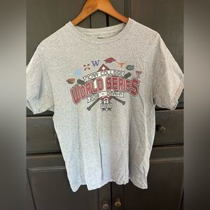 NCAA College World Series 2018 T-shirt SIZE-M